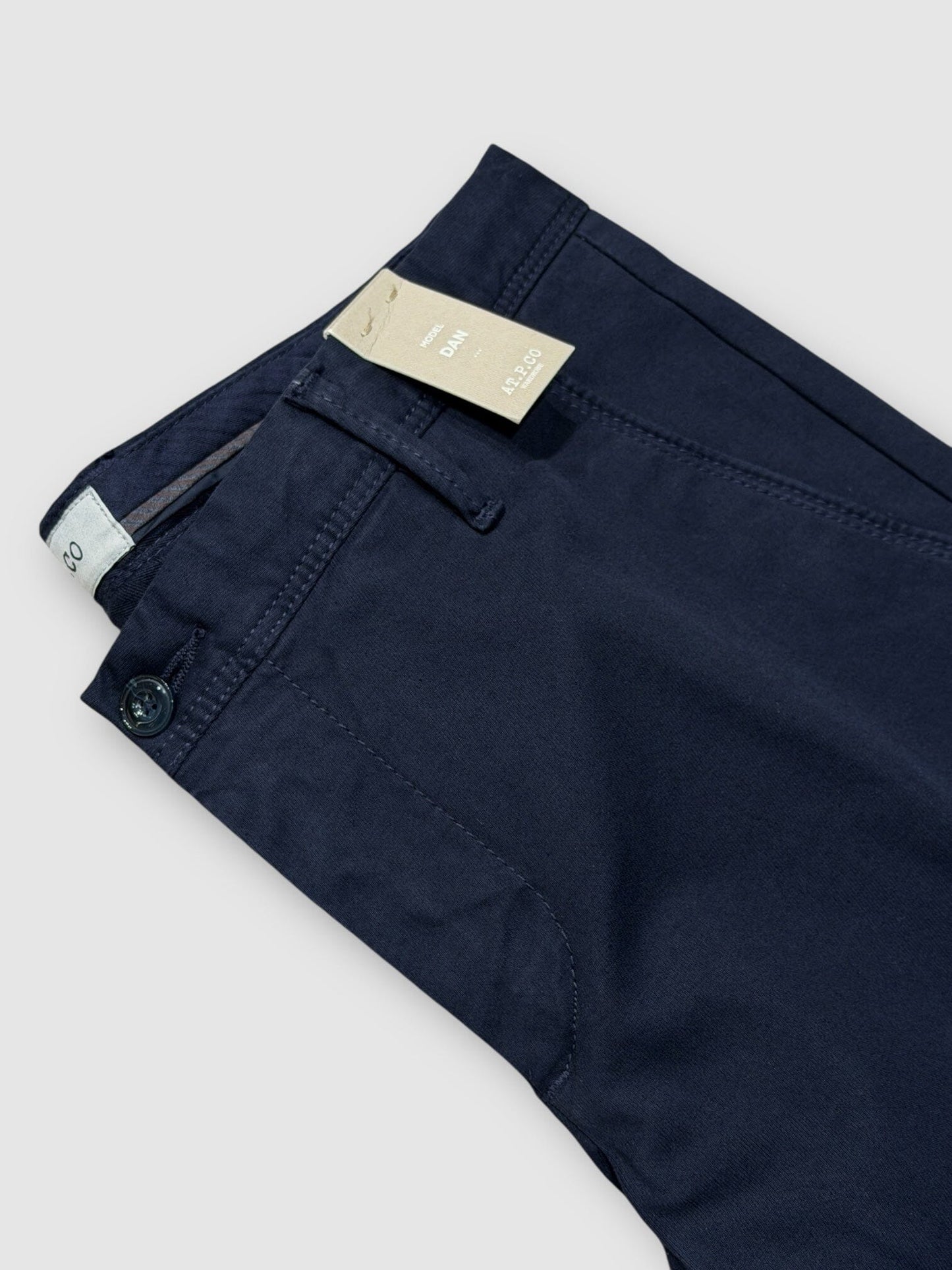 AT.P.CO - Chino Dan Katoen Donkerblauw Broeken AT.P.CO 