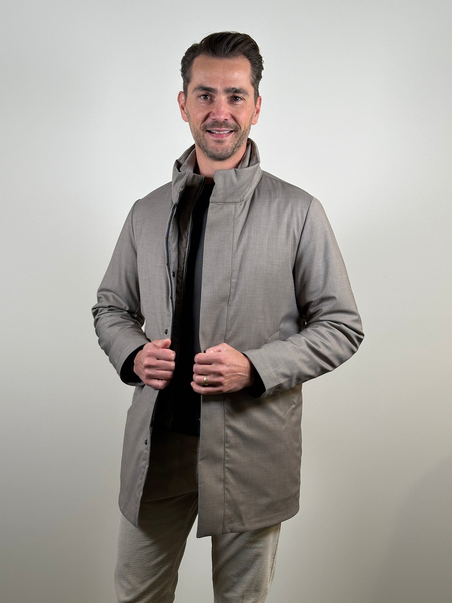 
                  
                    AT.P.CO - Jas Nino Donker Beige Jassen AT.P.CO 
                  
                