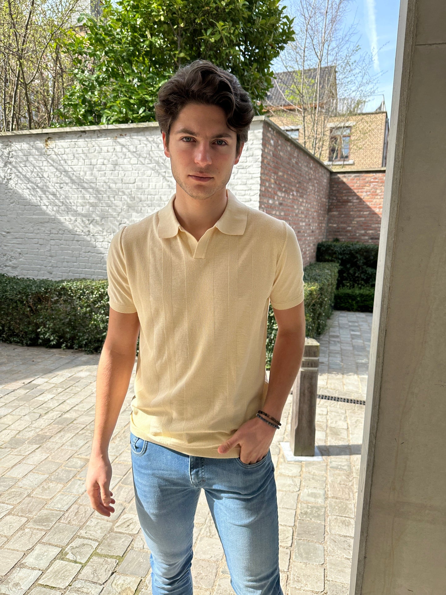 
                  
                    AT.P.CO - Polo Zonder Knoopjes Knitted Beige T-shirts AT.P.CO 
                  
                