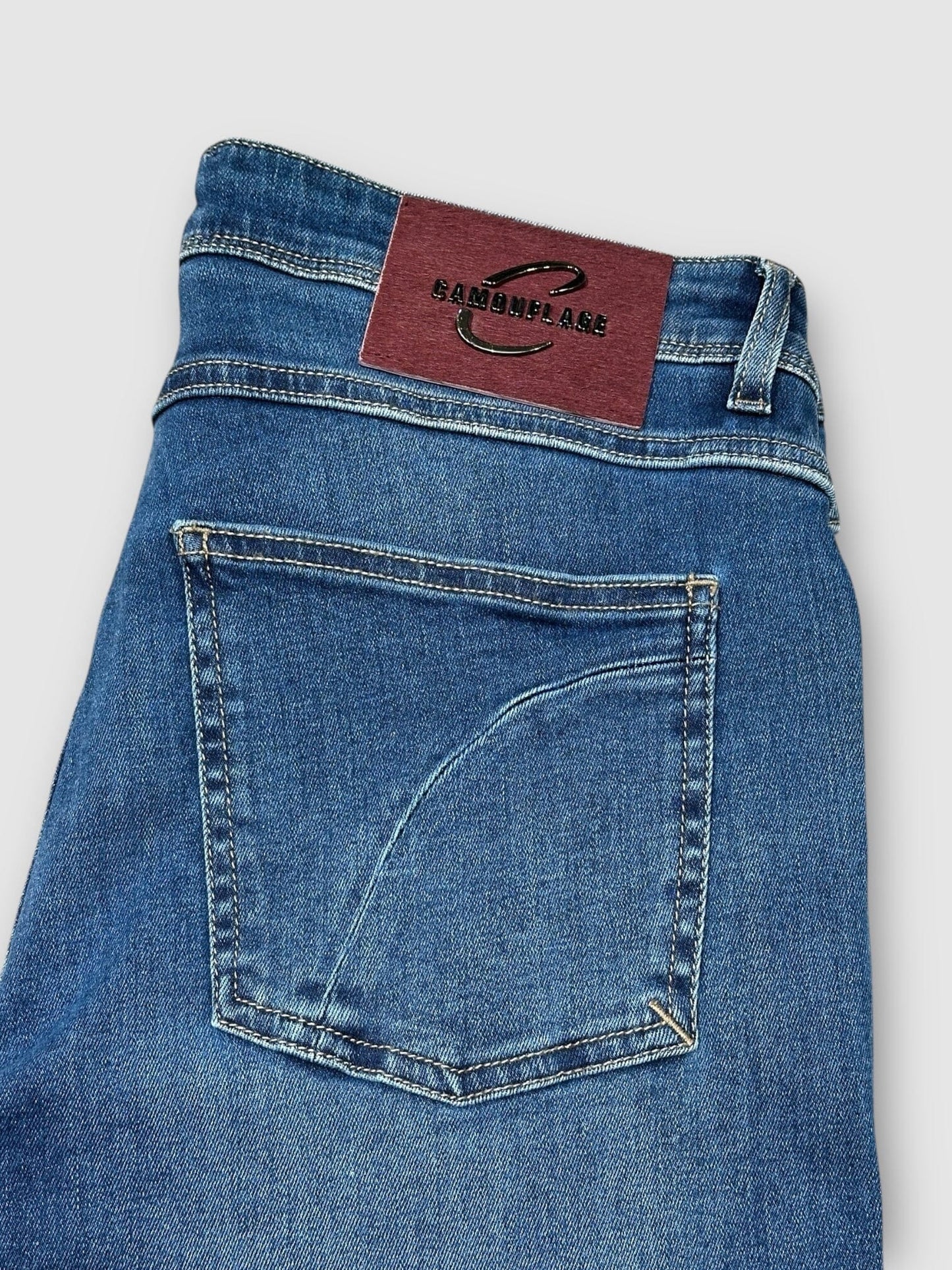 
                  
                    CAMOUFLAGE AR and J. - Jeans Best Five Super Flex Candiani Blauw Jeans Camouflage 
                  
                