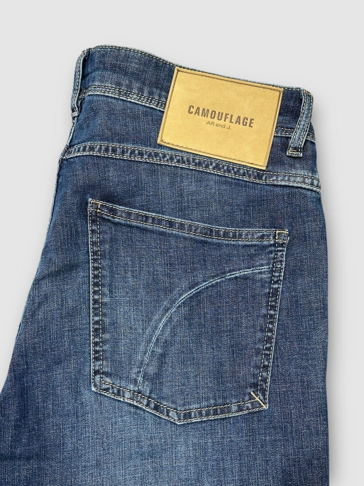 
                  
                    D118 A947 best five Jeans Camouflage 
                  
                