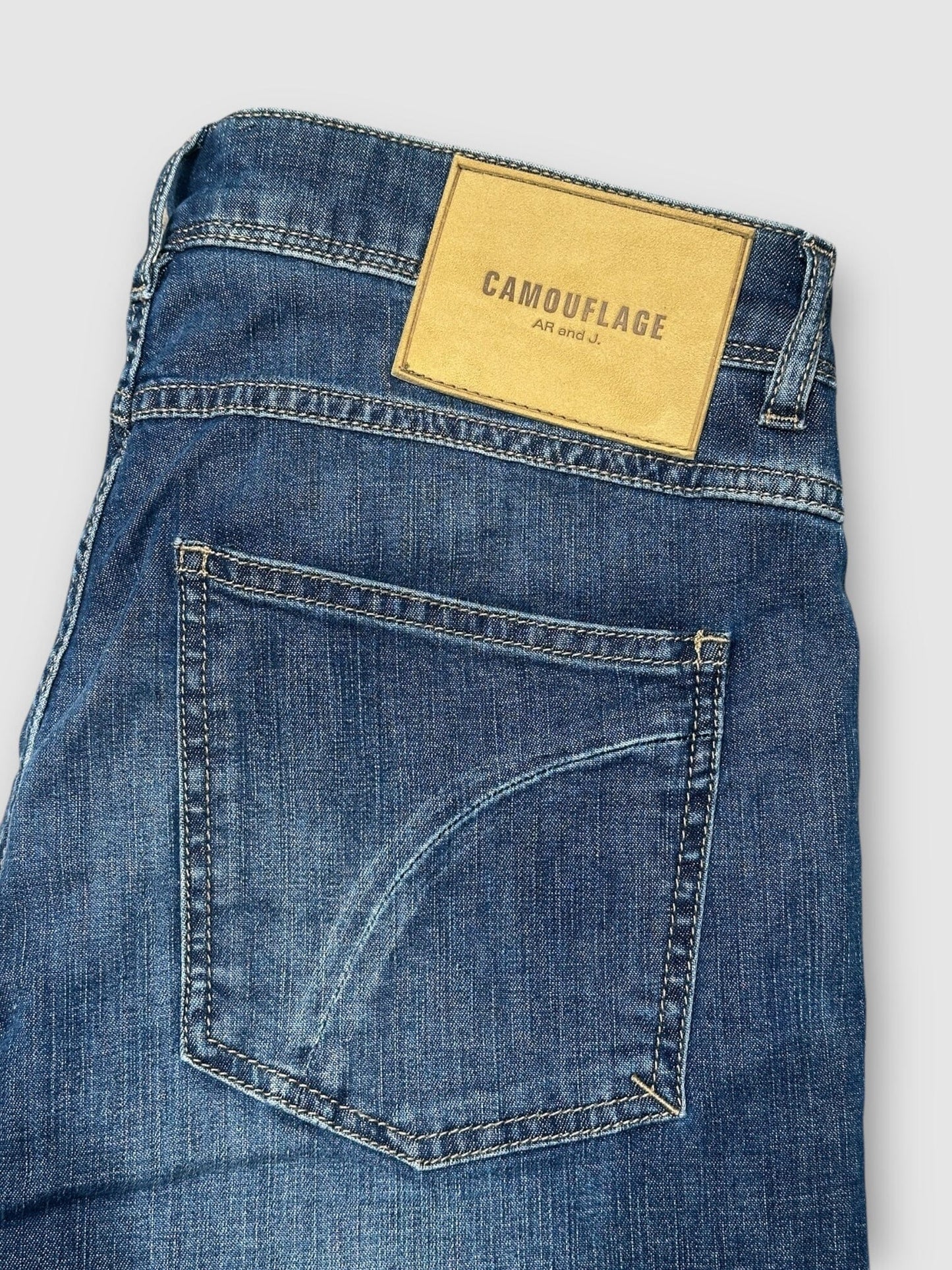 
                  
                    D118 A949 best five Jeans Camouflage 
                  
                