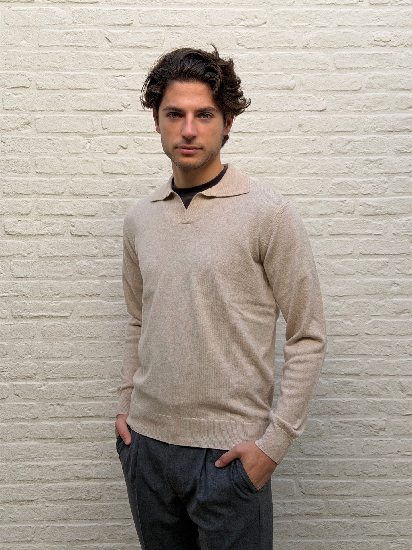 
                  
                    Dc2-18015/221 beige Truien Della Ciana 
                  
                