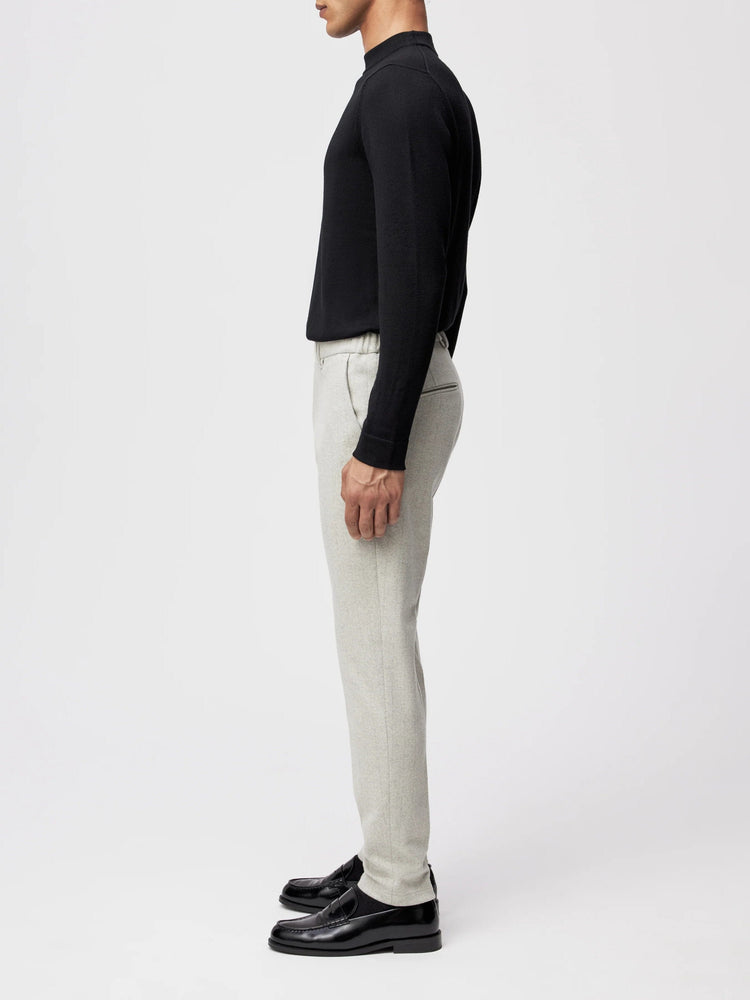 
                  
                    DRYKORN - Broek Ajend Lichtgrijs Broeken Drykorn 
                  
                