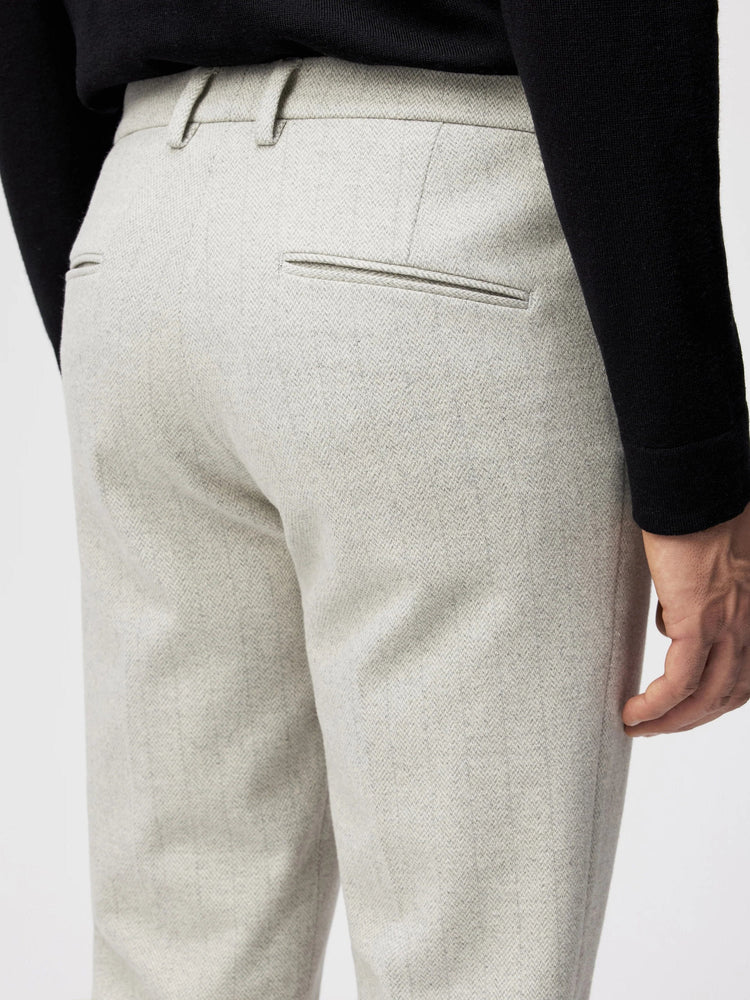 
                  
                    DRYKORN - Broek Ajend Lichtgrijs Broeken Drykorn 
                  
                