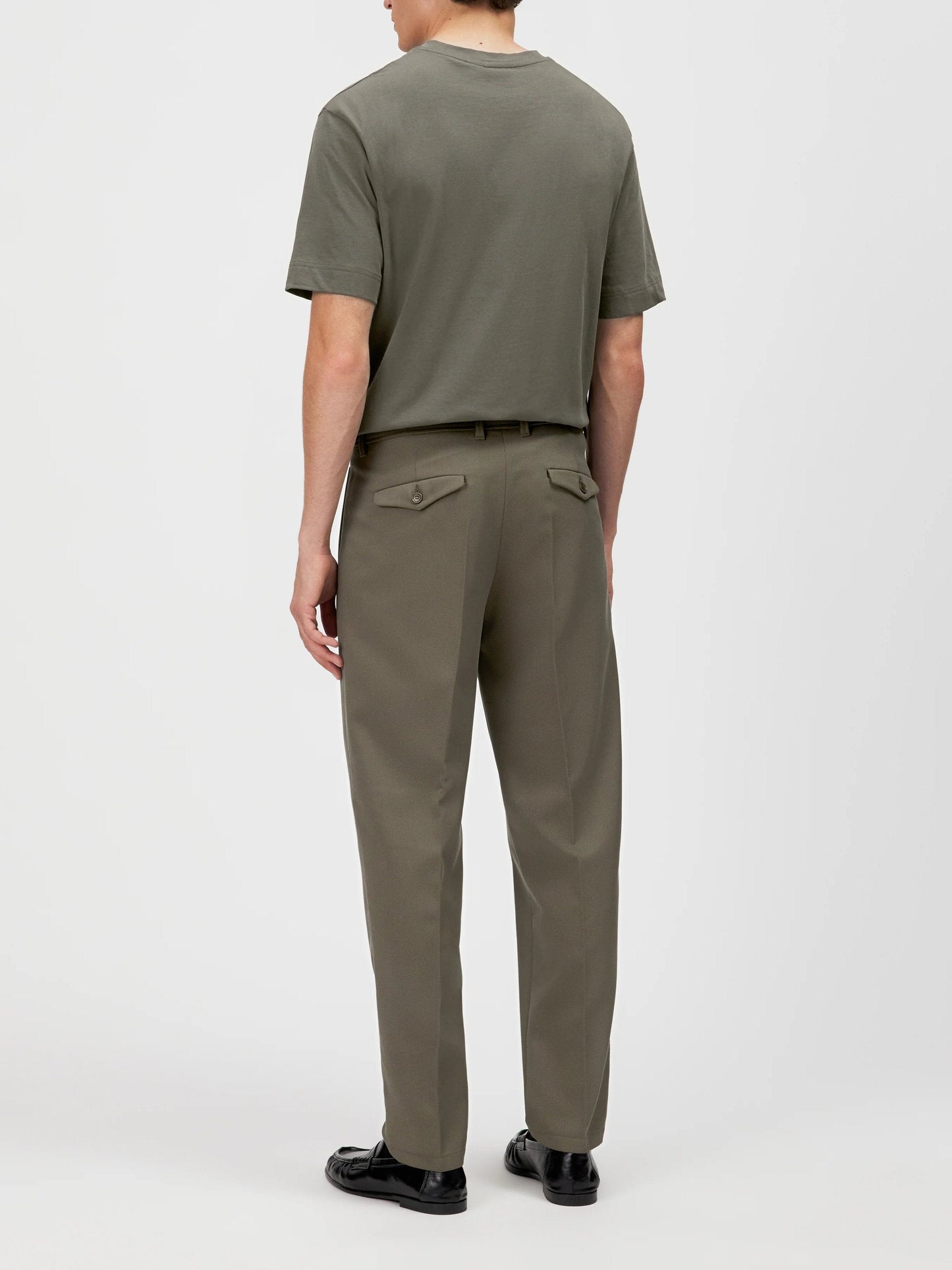 
                  
                    DRYKORN - Broek Devyn Groen Broeken Drykorn 
                  
                
