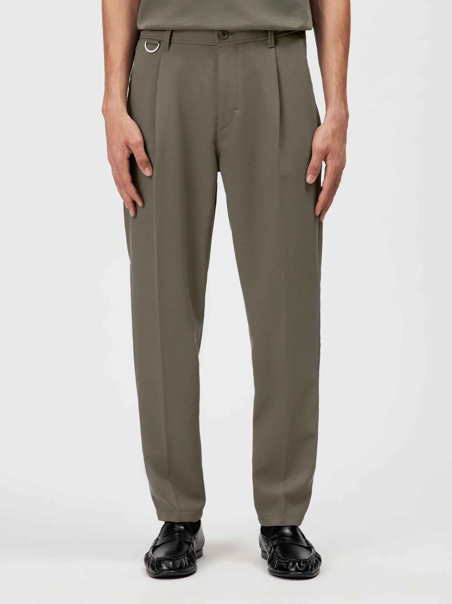 
                  
                    DRYKORN - Broek Devyn Groen Broeken Drykorn 
                  
                