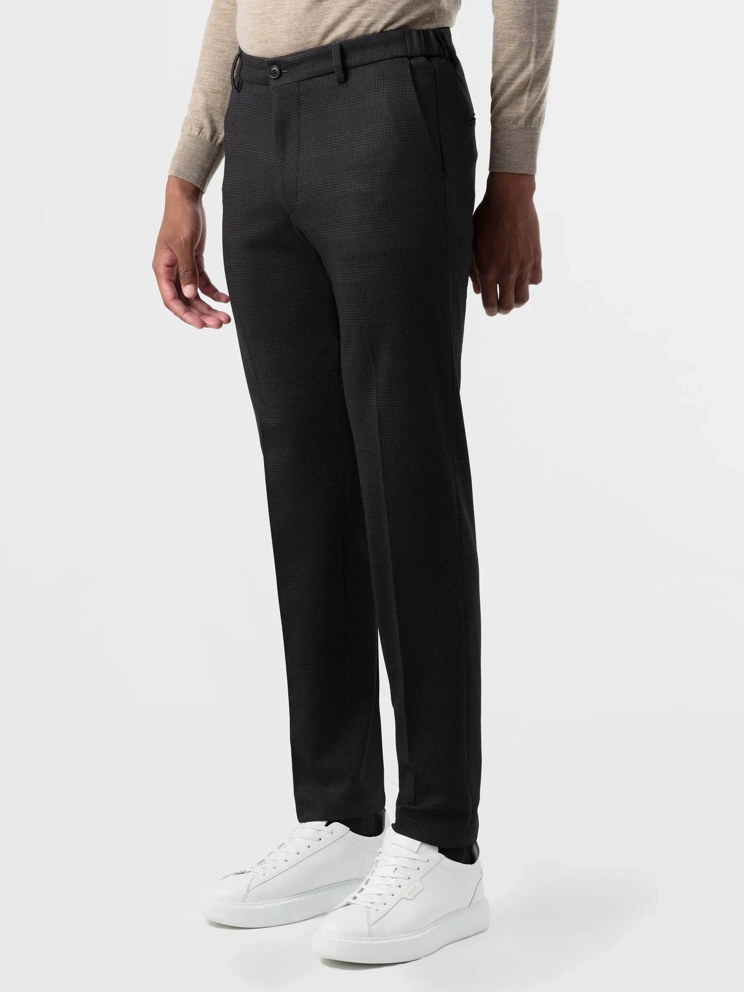 
                  
                    DRYKORN - Broek Zwart/Bruin Geruit Ajend Broeken Drykorn 
                  
                