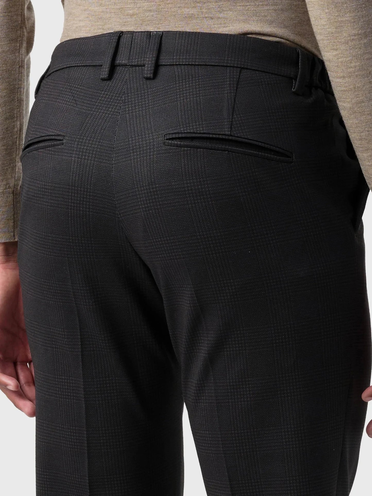 
                  
                    DRYKORN - Broek Zwart/Bruin Geruit Ajend Broeken Drykorn 
                  
                