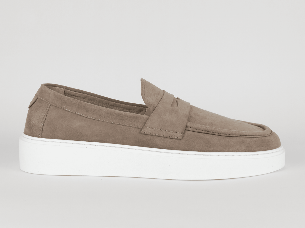 
                  
                    FABIANO RICCI - Loafer Suede Taupe Sneakers Fabiano Ricci 
                  
                