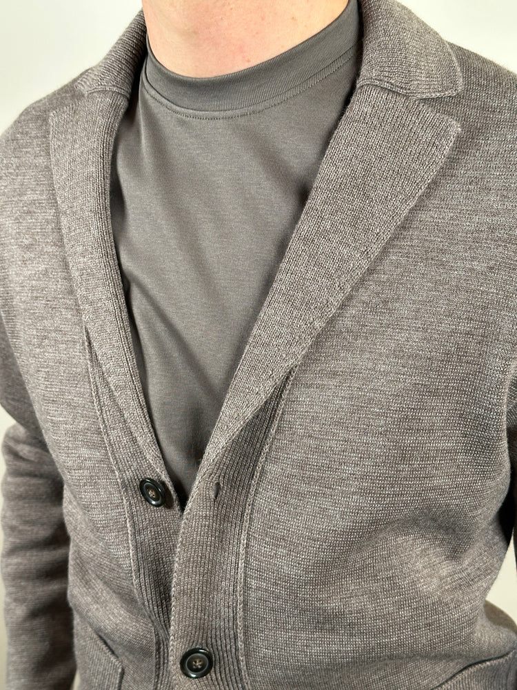
                  
                    FERRANTE - Blazer Cardigan Taupe Truien Ferrante 
                  
                
