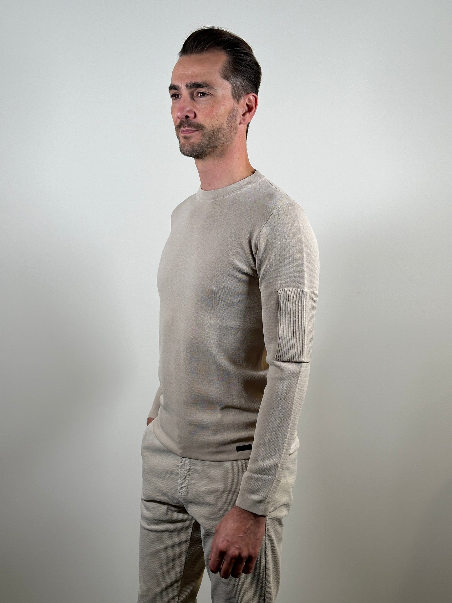 GENTI - Cool Dry Sweater Beige Truien Genti 