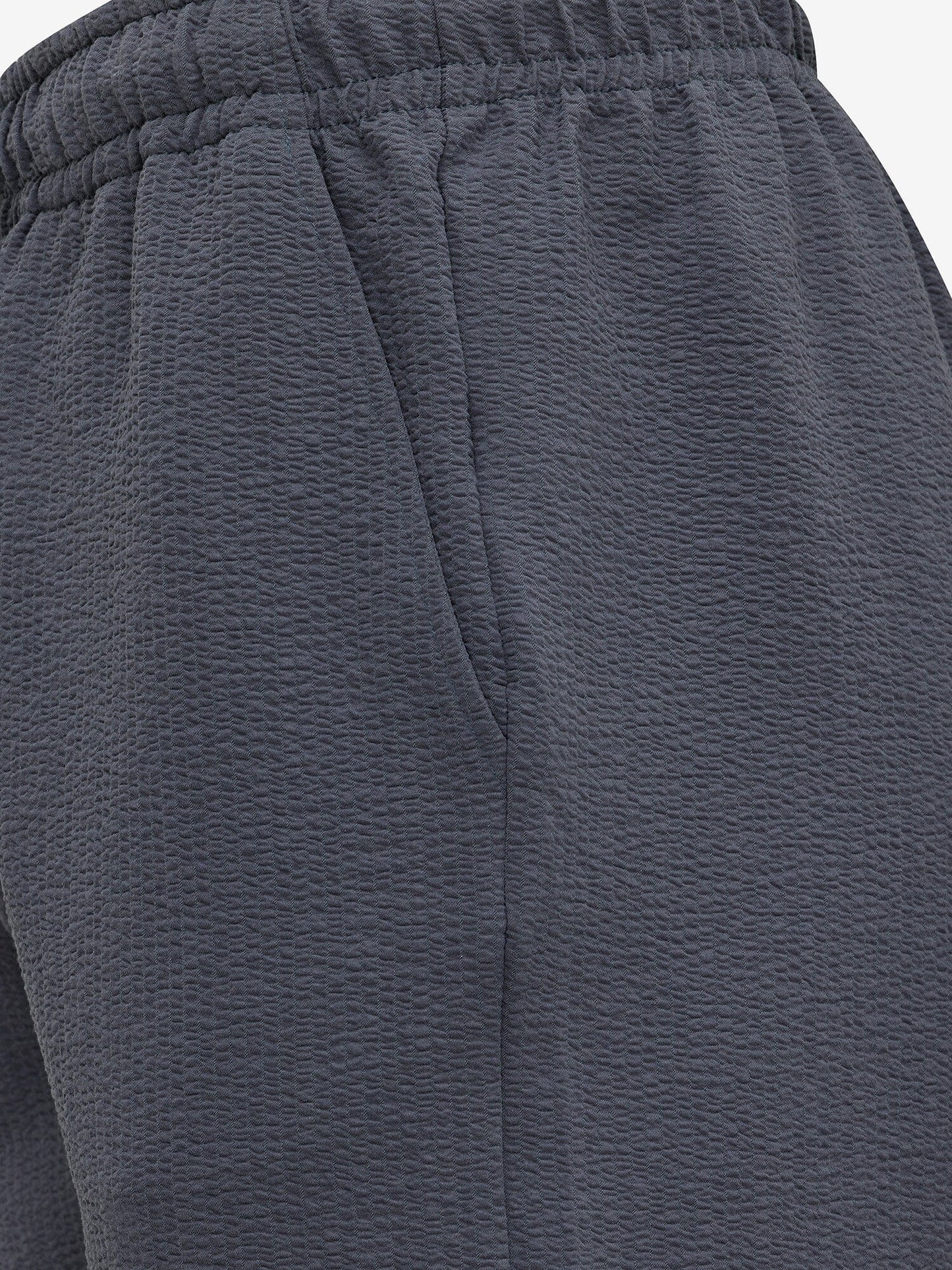 
                  
                    GENTI - Seersucker Short Grijsblauw Shorts Genti 
                  
                