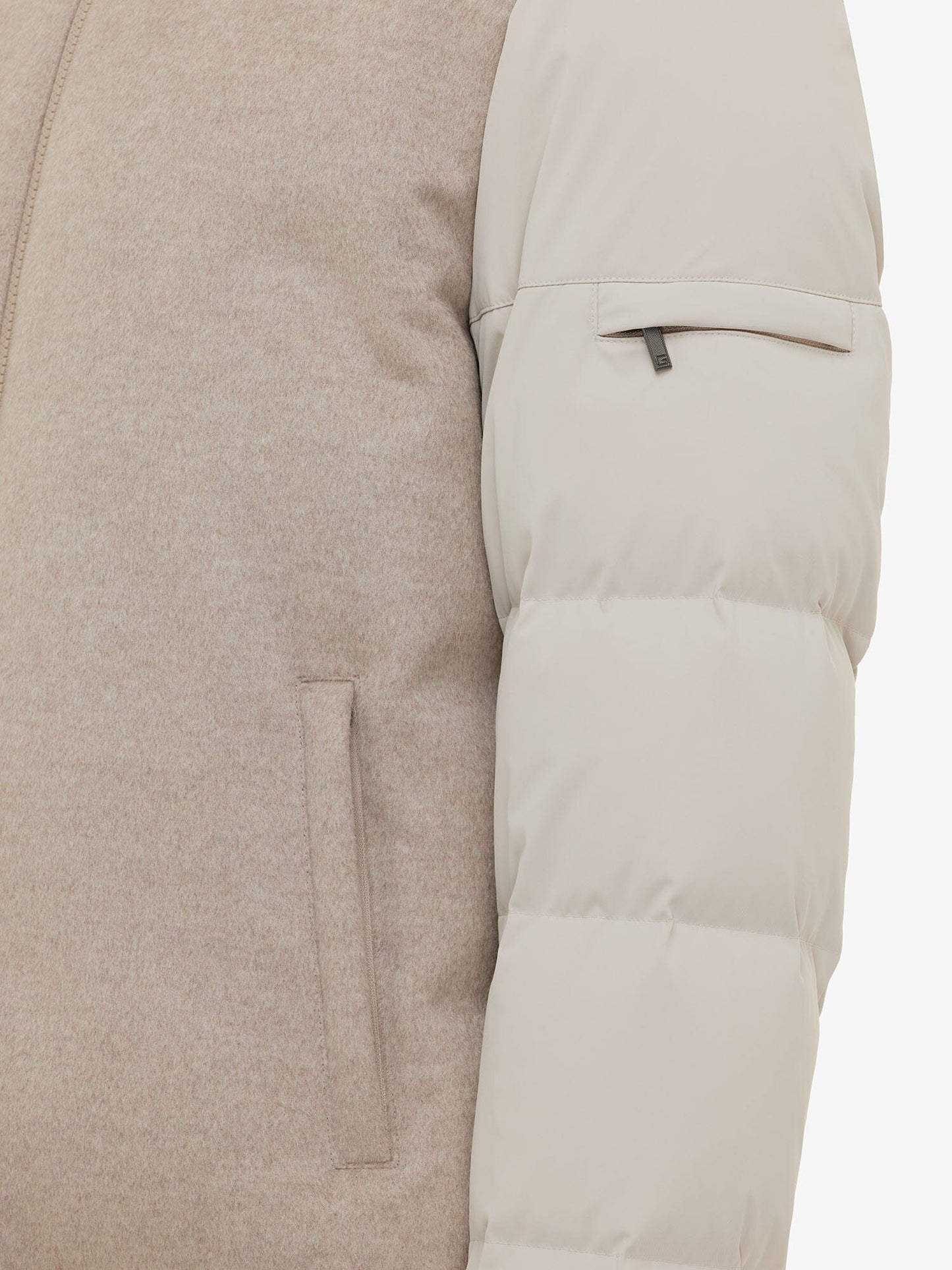 
                  
                    GENTILUOMO - Bomber Jacket Wool Beige Jassen Gentiluomo 
                  
                