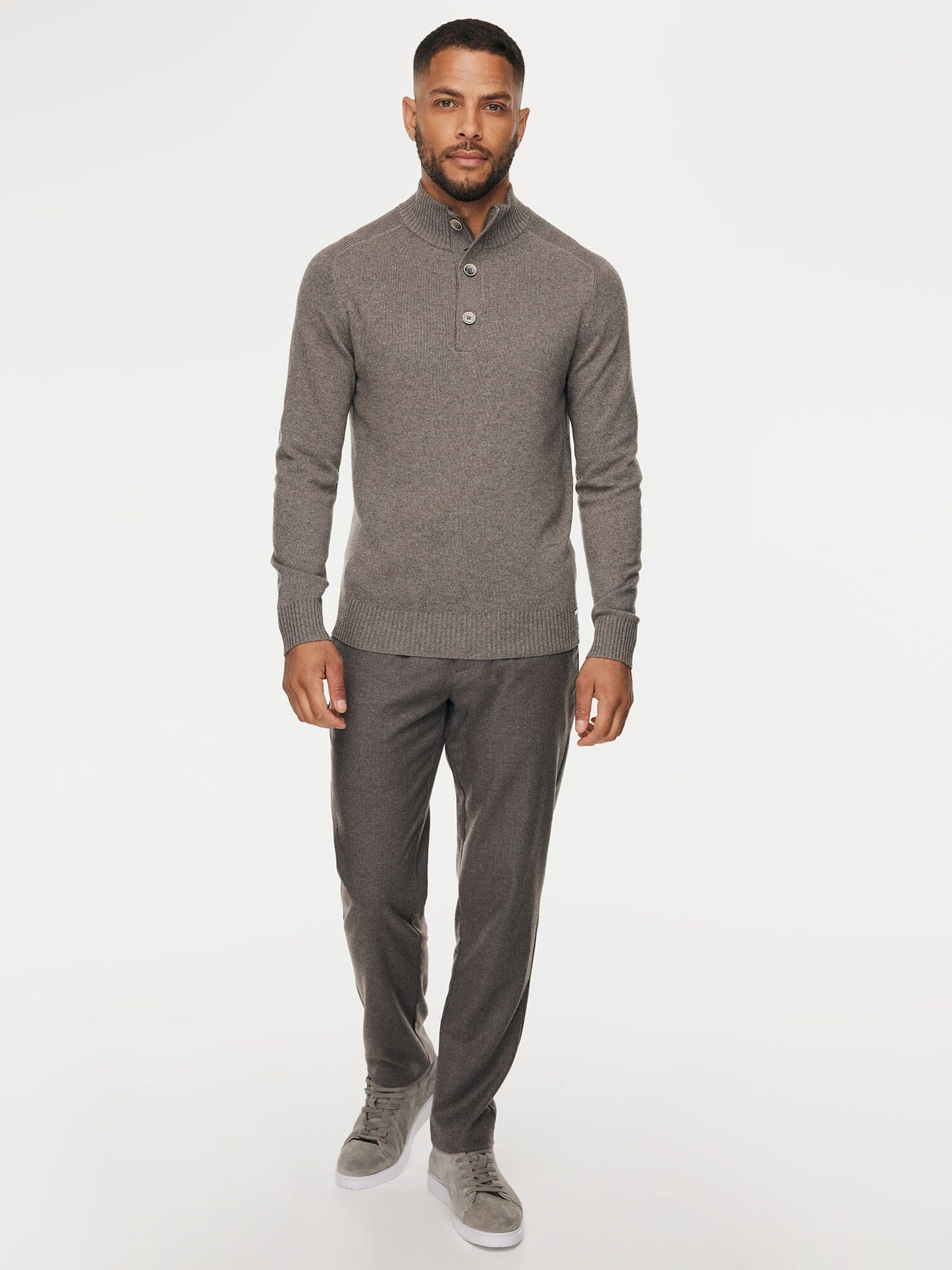 
                  
                    GENTILUOMO - Buttoned Turtle Zip Taupe Truien Gentiluomo 
                  
                