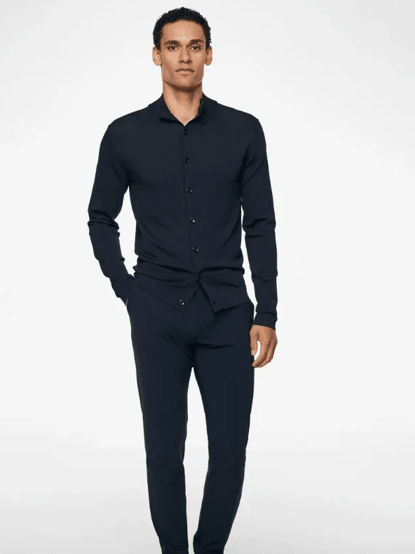 
                  
                    GENTILUOMO - Cardigan Met Knopen Tech Blauw Truien Gentiluomo 
                  
                