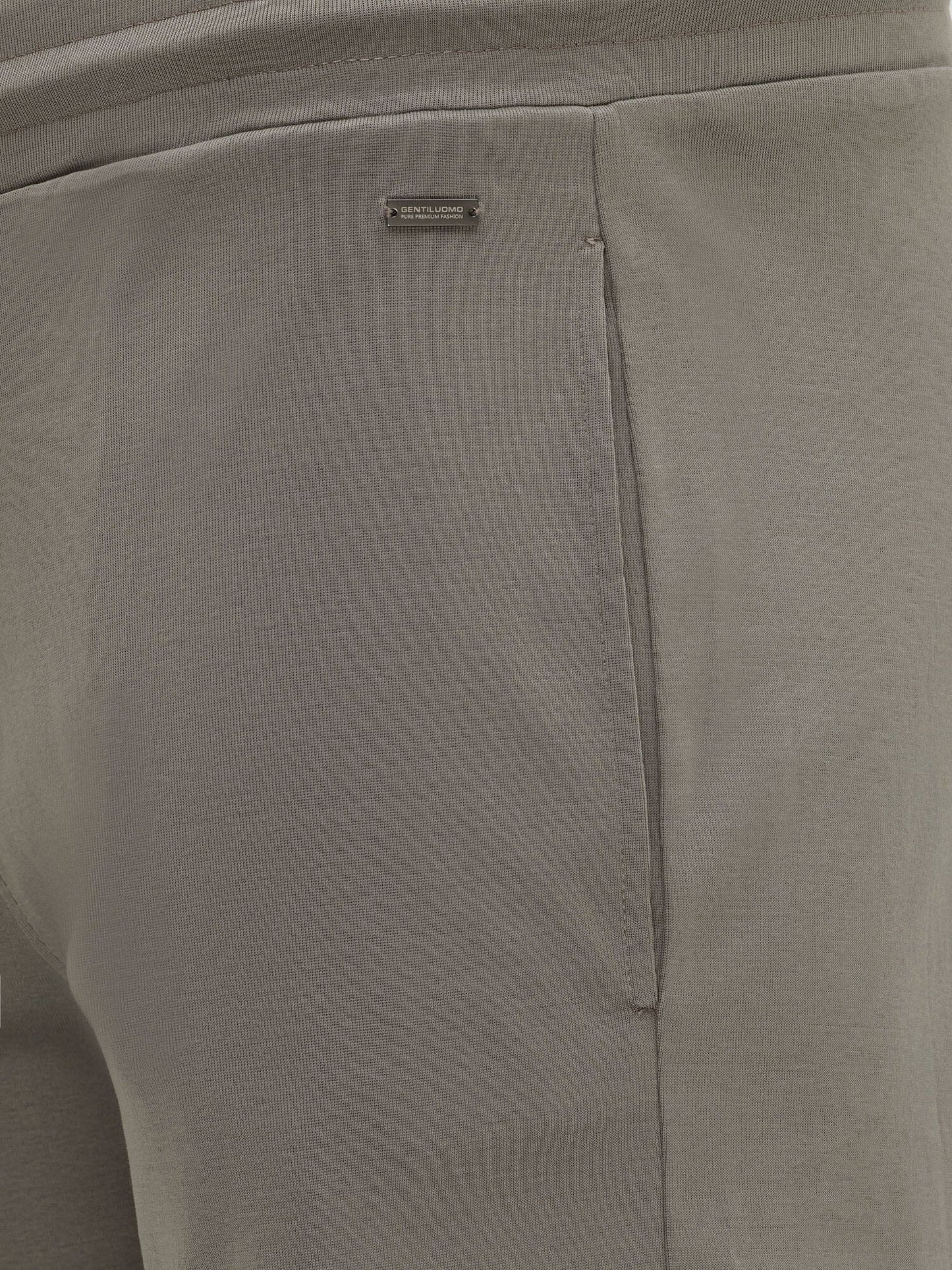 
                  
                    GENTILUOMO - Gold Short Germerceriseerd Katoen Taupe Shorts Gentiluomo 
                  
                
