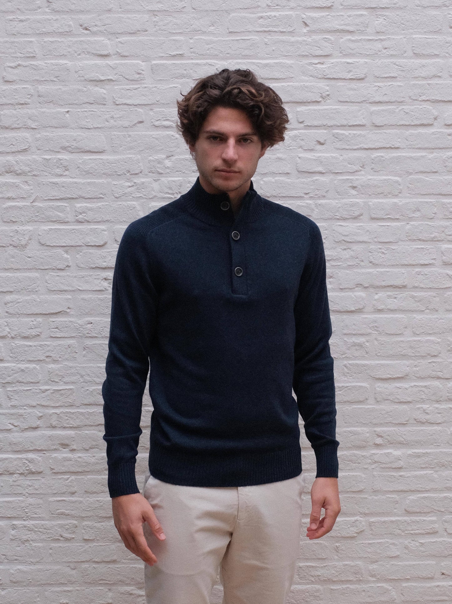 
                  
                    GENTILUOMO - Trui Met Rits En Knopen Merino Blauw Truien Gentiluomo 
                  
                