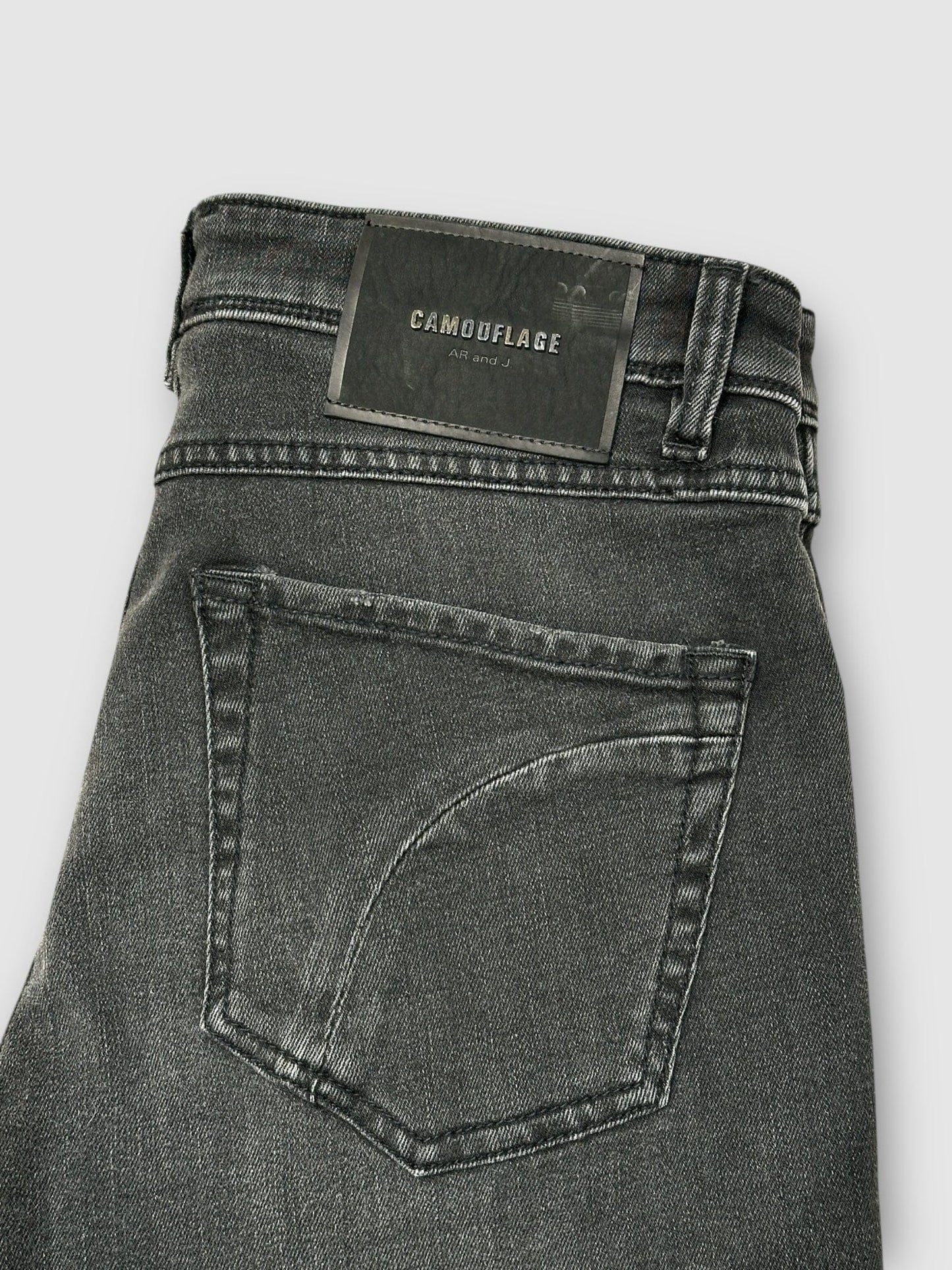 
                  
                    Jake D28 A918 Jeans Camouflage 
                  
                