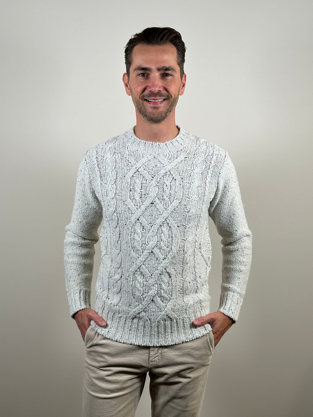 KANGRA - Ivoor Kleurige Kabeltrui Truien Kangra 