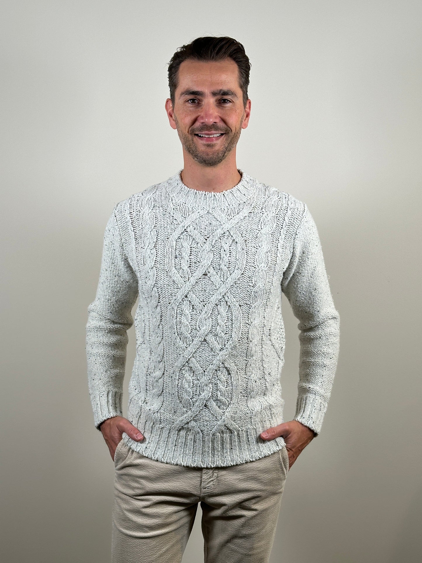 KANGRA - Ivoor Kleurige Kabeltrui Truien Kangra 