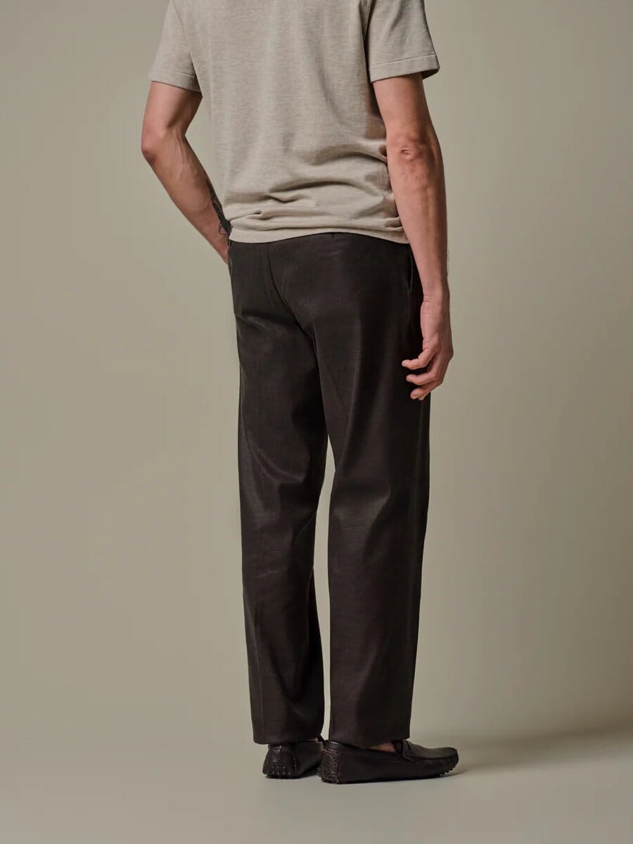 
                  
                    PROFUOMO - Dark Brown Linen Cotton Trousers Broeken Profuomo 
                  
                