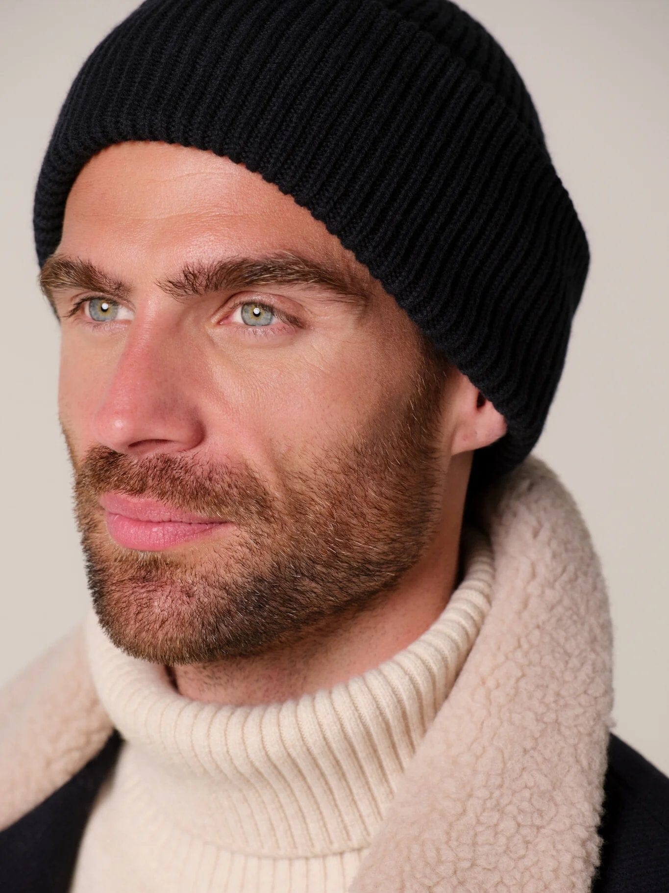 
                  
                    PROFUOMO - Navy wool knitted beanie Mutsen Profuomo 
                  
                