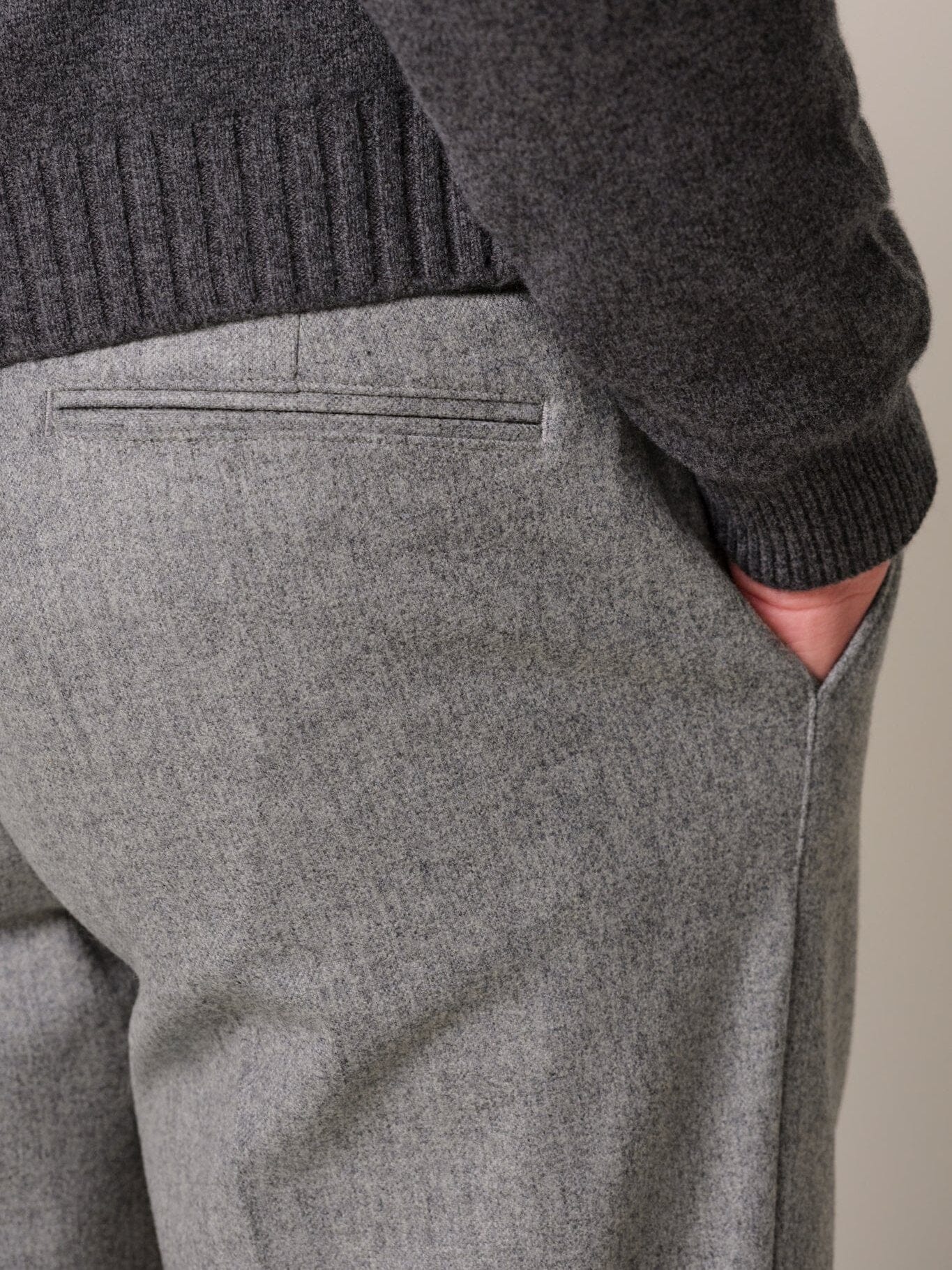 
                  
                    PROFUOMO - Relaxed Fit Trousers Grijs Broeken Profuomo 
                  
                