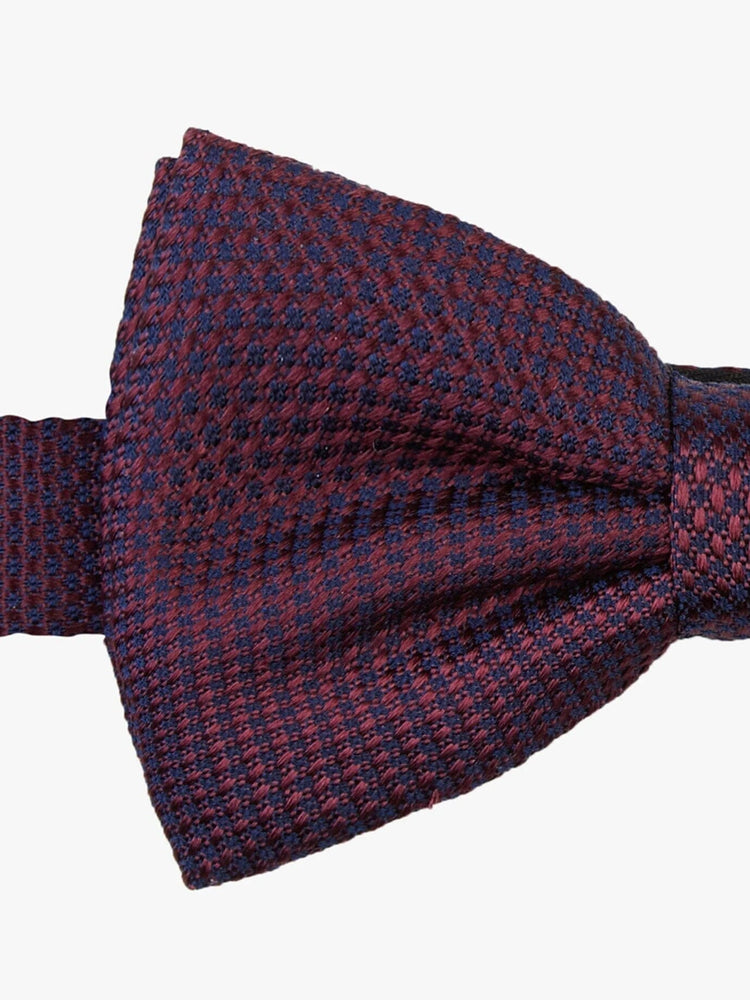 
                  
                    PROFUOMO - Strik Silk Woven Bordeaux Dassen en strikken Profuomo 
                  
                