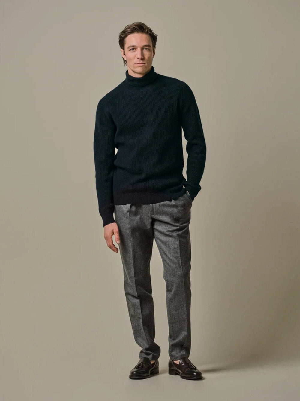 PROFUOMO - Trui Met Rolkraag Navy Truien Profuomo 