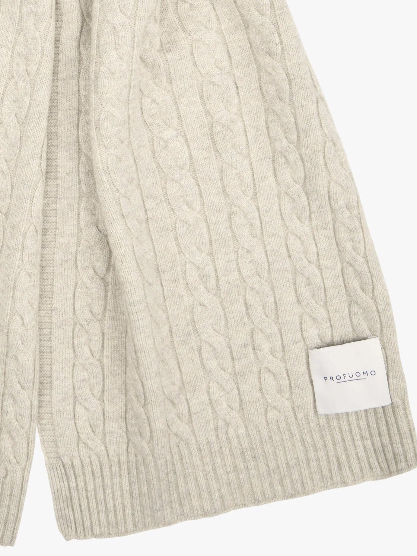 
                  
                    PROFUOMO - Wool Blend Cable Knit Sjaal Beige Sjaals Profuomo 
                  
                
