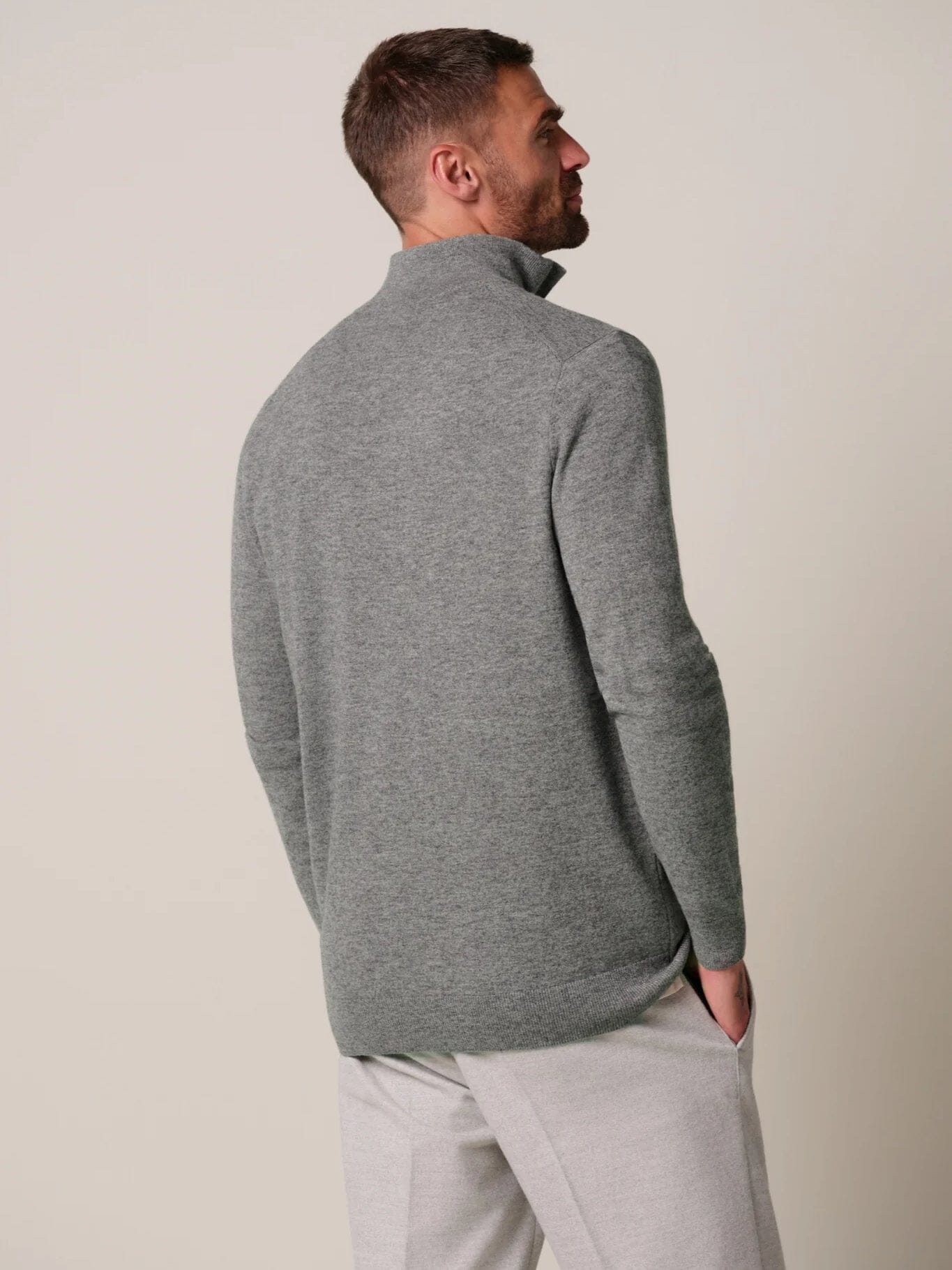 
                  
                    PROFUOMO - Wool Blend Half Zip Longsleeve Grijs Truien Profuomo 
                  
                