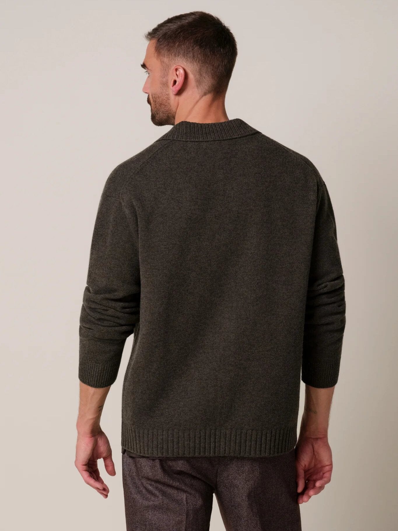 
                  
                    PROFUOMO - Wool Polo Cardigan Donkerbruin Truien Profuomo 
                  
                