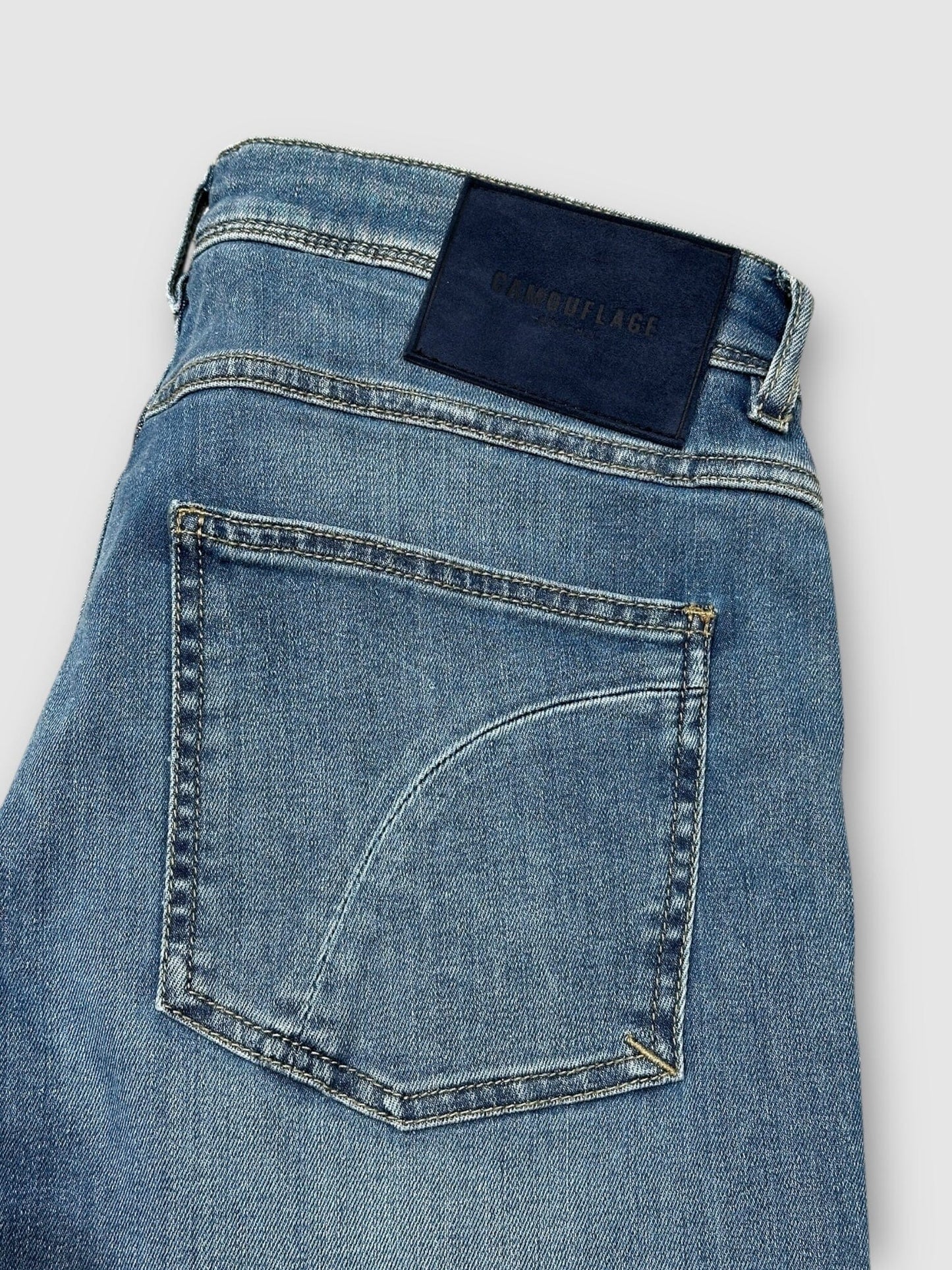 
                  
                    X05 A757 best five Jeans Camouflage 
                  
                