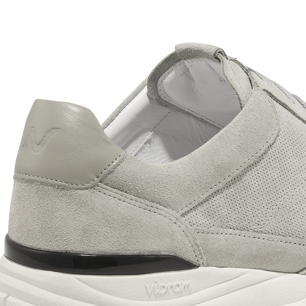 
                  
                    WAHTS - Runner Finn Light Grey Sneakers Wahts 
                  
                